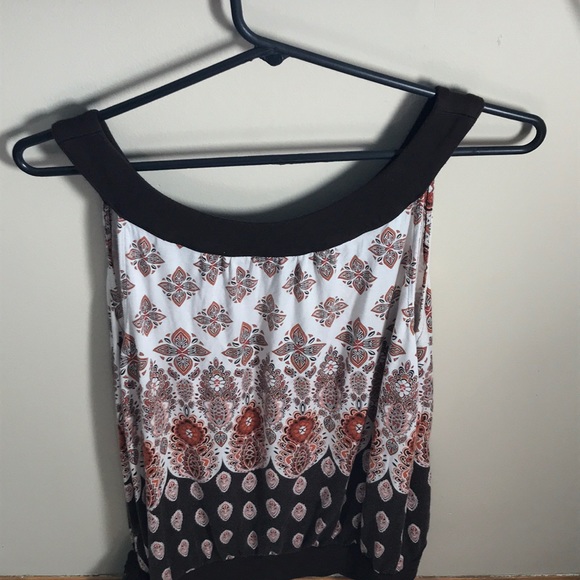 Tank - Picture 4 of 4